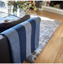 Load image into Gallery viewer, Classic Azul Large Alpaca Soft Blanket