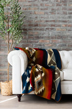 Load image into Gallery viewer, Tradicional Colorado Medium Reversible Alpaca Blanket
