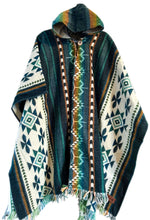 Load image into Gallery viewer, Verde Alpaca Poncho
