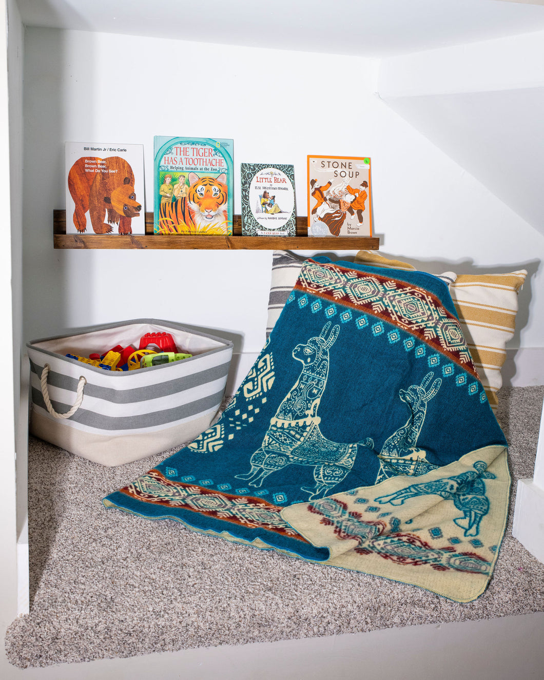 Small turquoise Alpaca Blanket