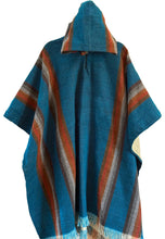 Load image into Gallery viewer, New Colección Alpaca  Ponchos 5 variants
